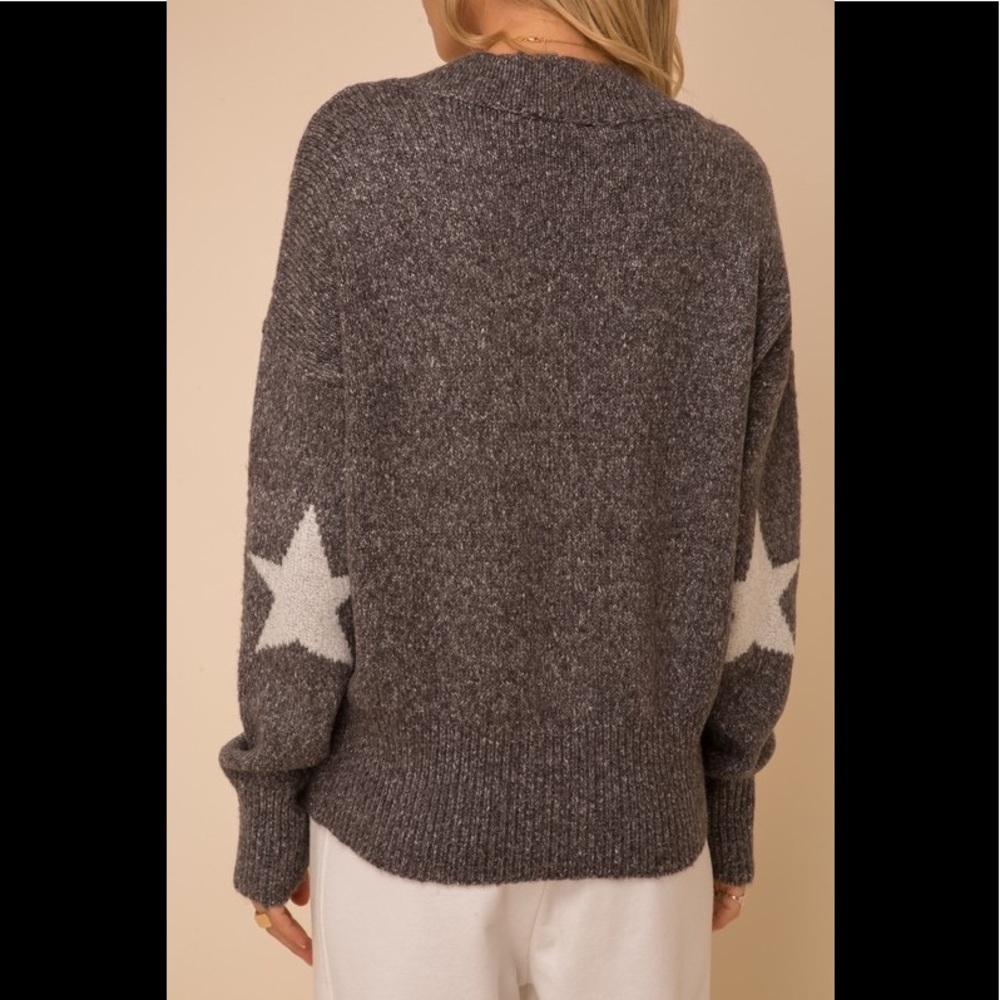 Hem & Thread Long Sleeve Star Print Button Front Cardigan Sweater - Picture 5 of 7